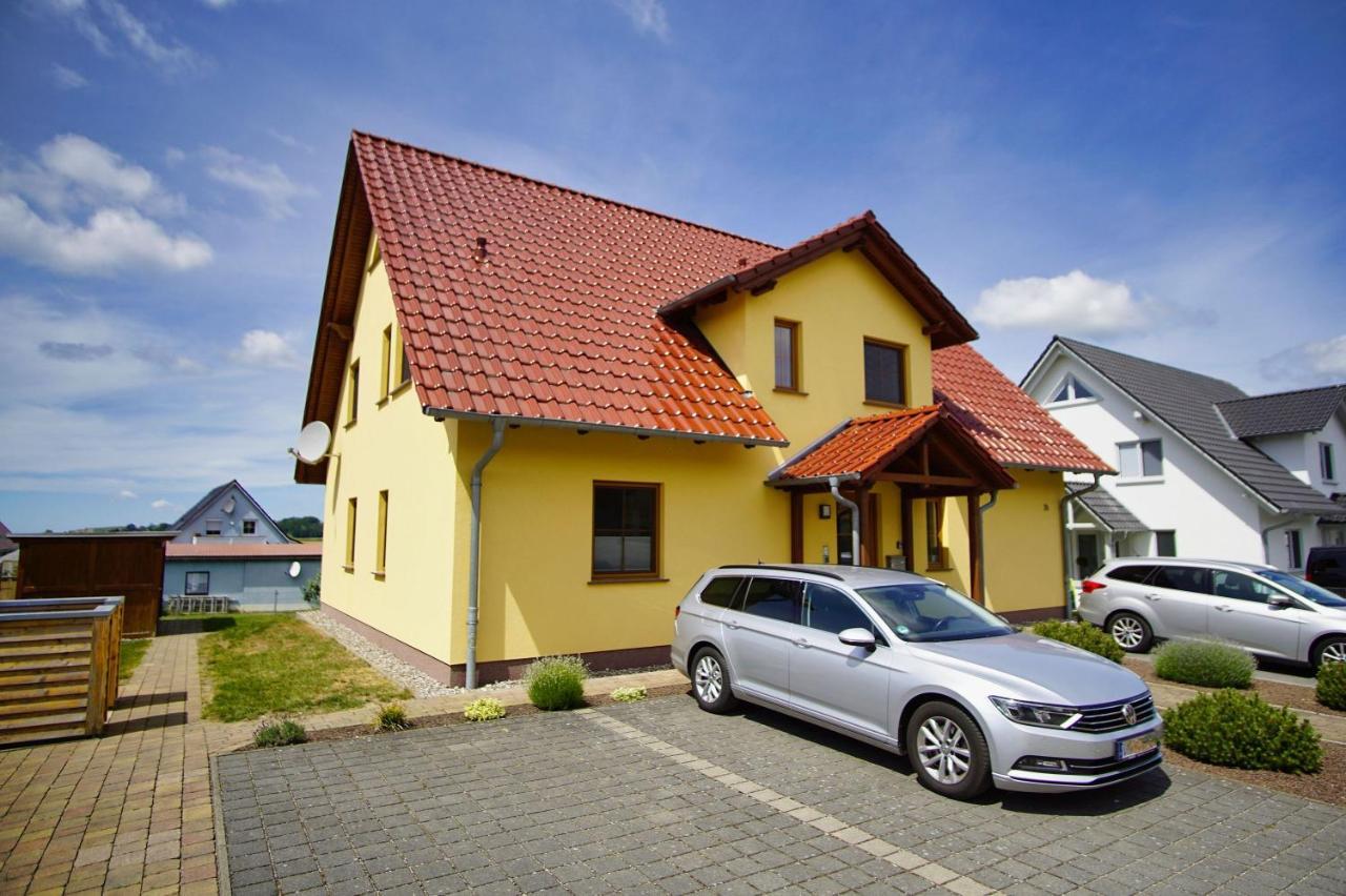 טיסואו Schicke Fewo Mit Terrasse, Gratis Nutzung Vom Ahoi Erlebnisbad Und Sauna In Sellin - Haus De Niege Wech Fewo 02 מראה חיצוני תמונה